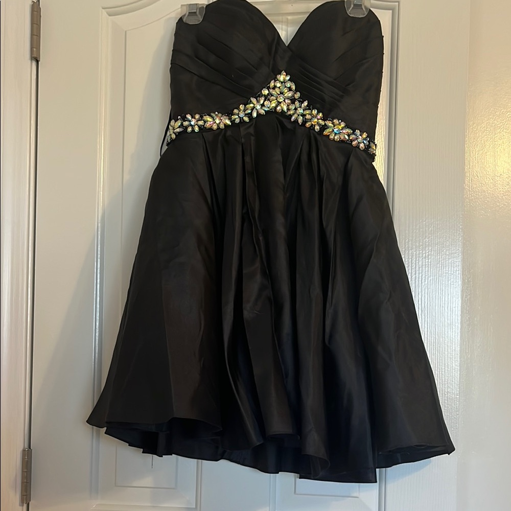 Black Strapless Dress with Embellished Waist